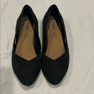 TOMS Women's Classic Black Loafers